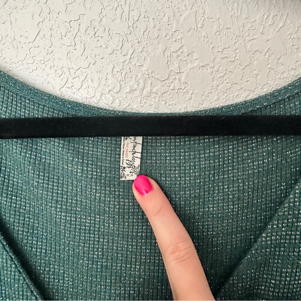 Intimately Free People Say When Bell Sleeve Blouse Top in Green Gold Medium - Picture 4 of 8